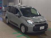2023 TOYOTA SIENTA