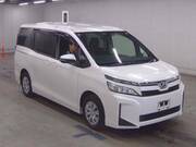 2017 TOYOTA VOXY X