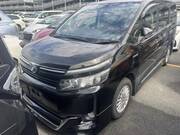 2016 TOYOTA VOXY