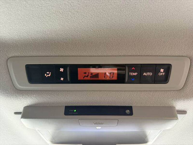 2016 TOYOTA NOAH for sale - photo 9