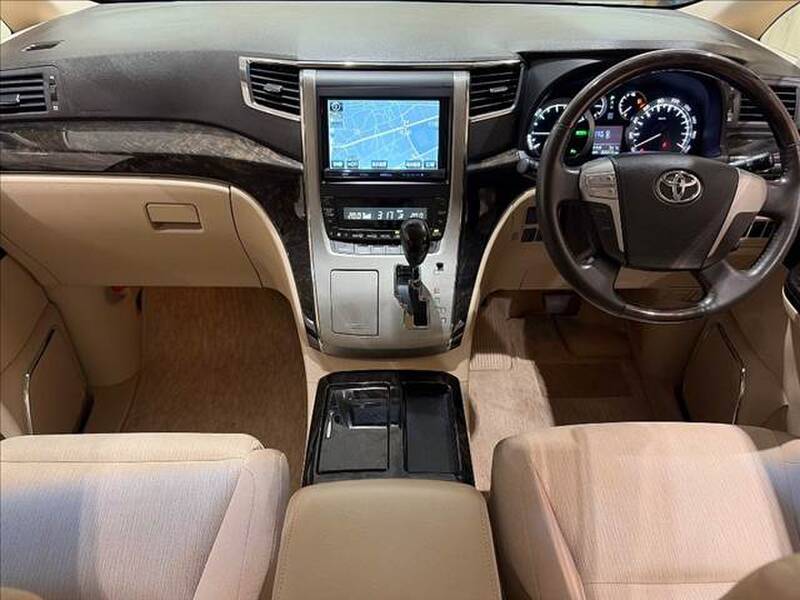 2013 TOYOTA ALPHARD HYBRID for sale - photo 4