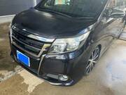 2016 TOYOTA ESQUIRE