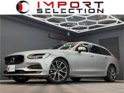 2020 VOLVO V90