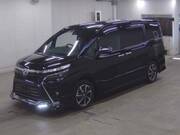 2018 TOYOTA VOXY