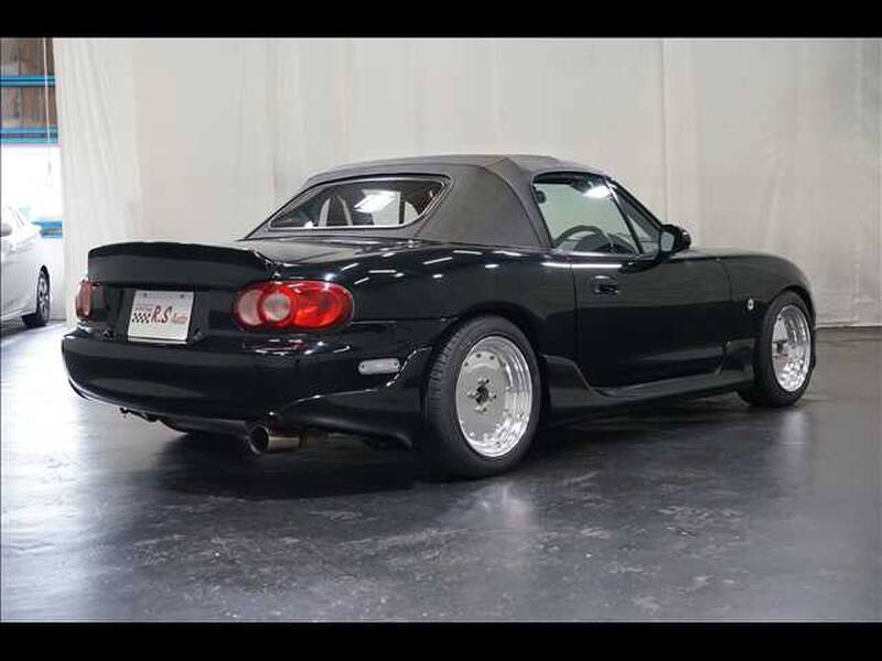 2001 Mazda Roadster (Eunos Roadster / MX-5) JDM car for sale — photo 9 of 13