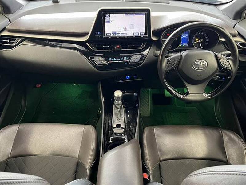 2017 TOYOTA C-HR for sale - photo 3