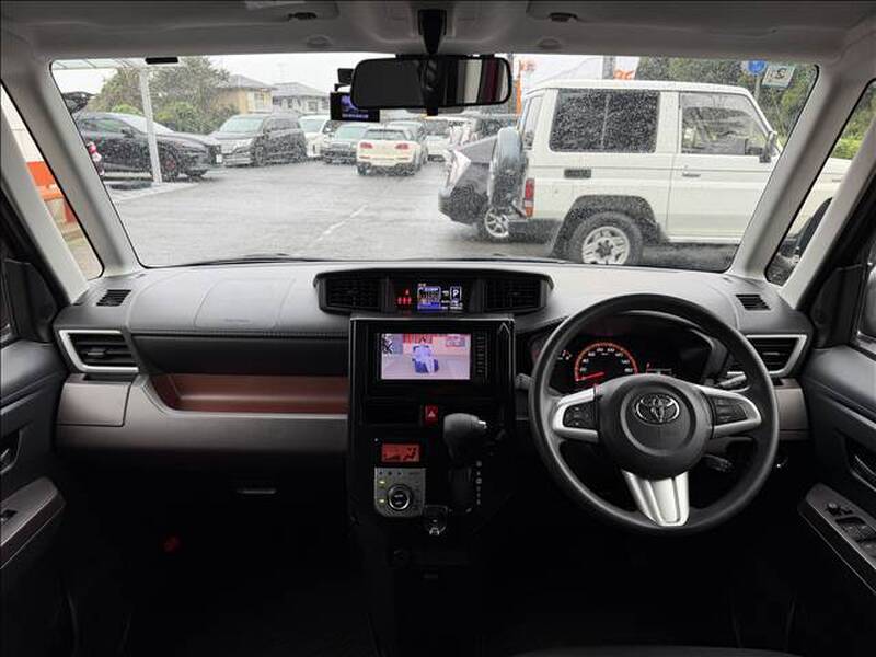 2017 TOYOTA TANK for sale - photo 3