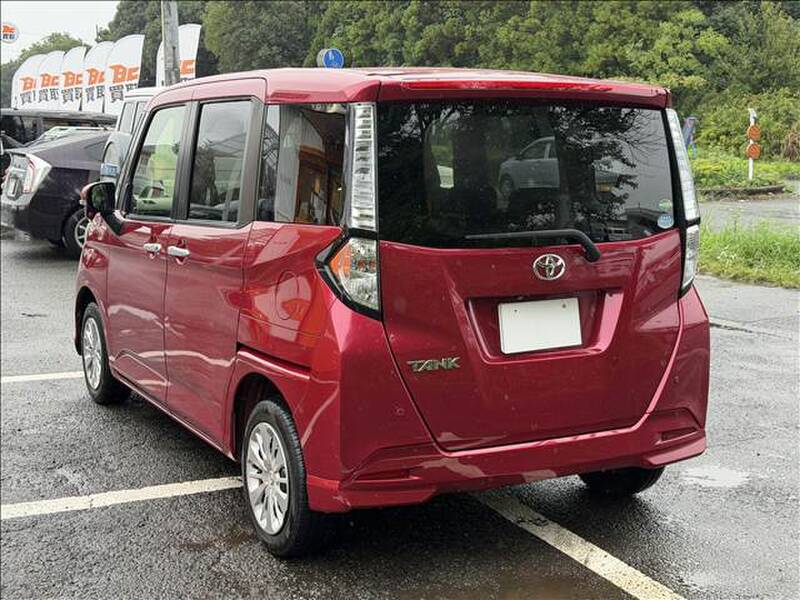 2017 TOYOTA TANK for sale - photo 9