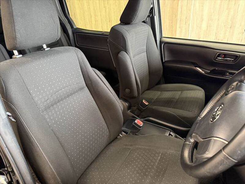 2018 TOYOTA VOXY V for sale - photo 11