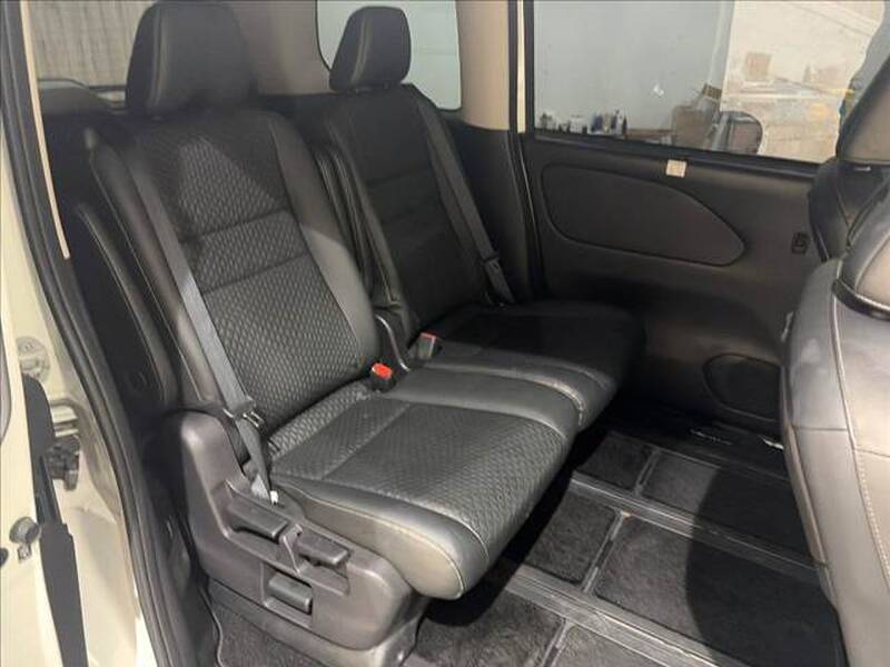 2018 NISSAN SERENA for sale - photo 9