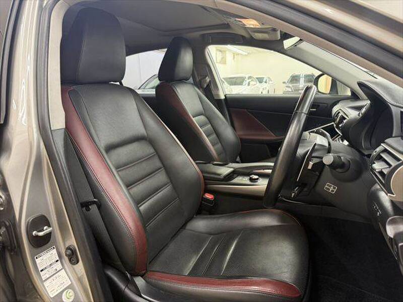 2017 LEXUS IS for sale - photo 9