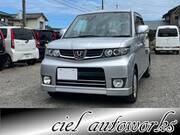2011 HONDA ZEST
