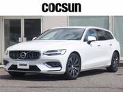 2021 VOLVO V60