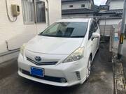 2013 TOYOTA PRIUS ALPHA