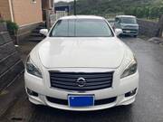 2010 NISSAN FUGA