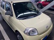 2010 DAIHATSU ESSE