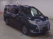 2017 TOYOTA ESQUIRE