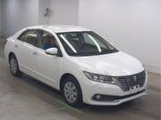 2018 TOYOTA PREMIO