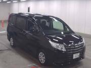 2017 TOYOTA NOAH X