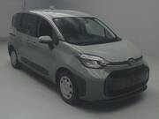 2023 TOYOTA SIENTA