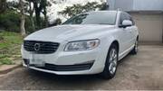 2017 VOLVO V70