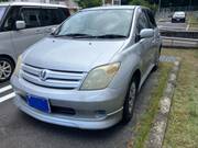 2002 TOYOTA IST