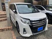 2014 TOYOTA NOAH