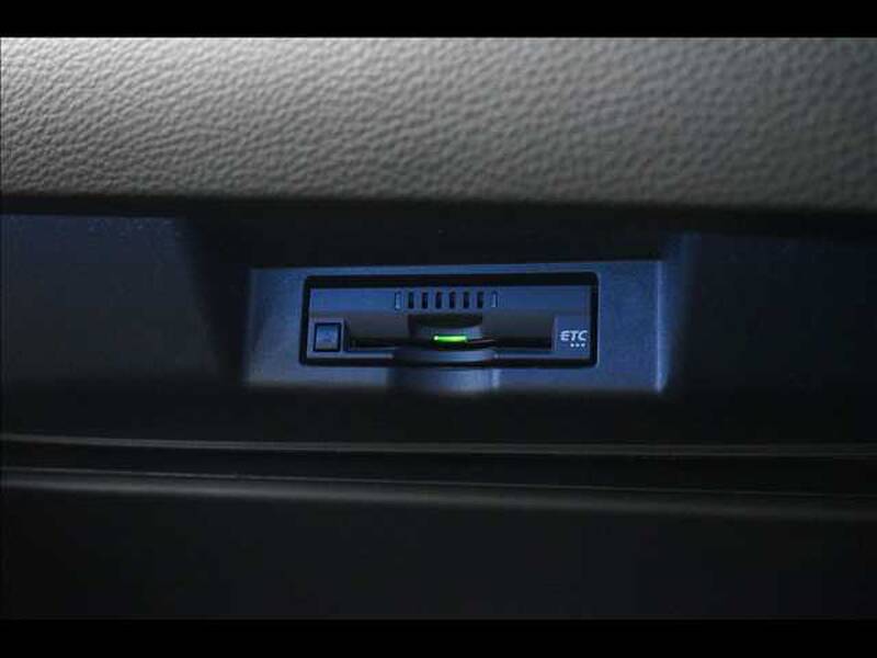 2017 TOYOTA HARRIER (LEXUS RX300) for sale - more photos
