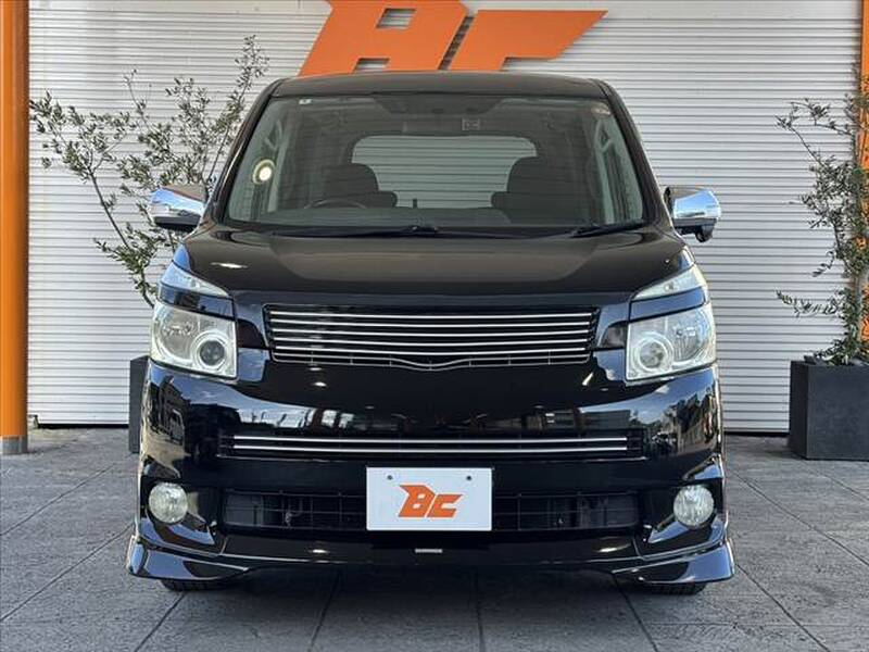 2010 TOYOTA VOXY for sale - photo 10