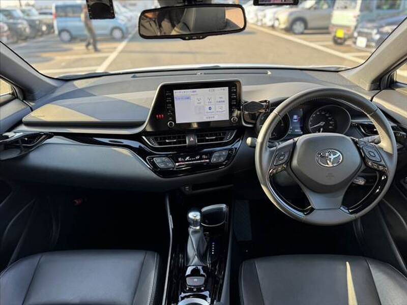 2022 TOYOTA C-HR for sale - photo 3