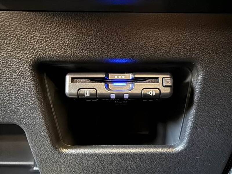 2019 DAIHATSU WAKE for sale - photo 7