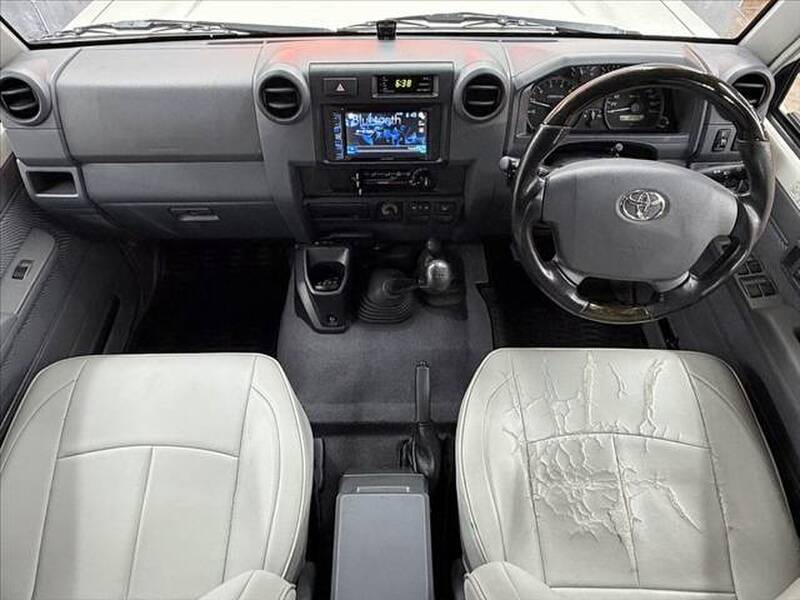 2015 TOYOTA LAND CRUISER for sale - photo 3
