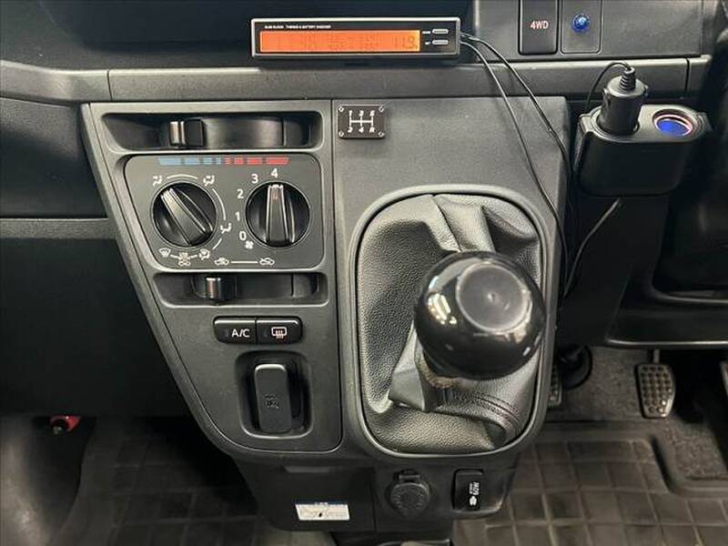 2018 DAIHATSU HIJET CARGO for sale - more photos