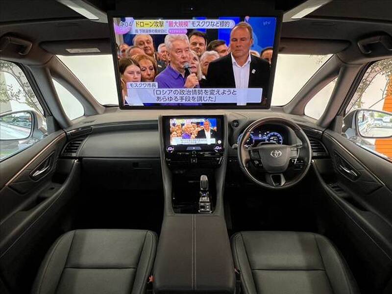 2024 TOYOTA ALPHARD for sale - photo 3