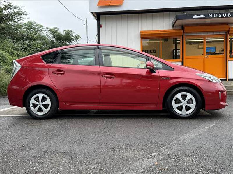 2014 TOYOTA PRIUS for sale - more photos