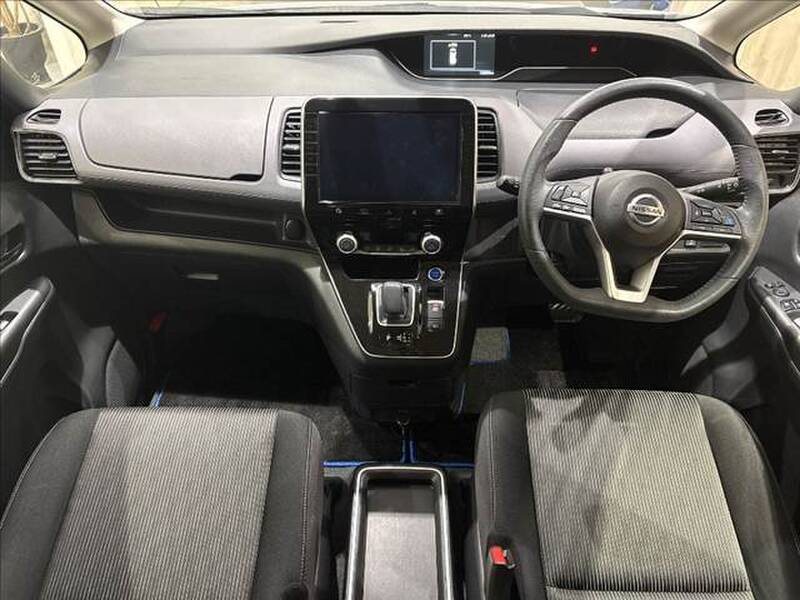 2020 NISSAN SERENA for sale - photo 4