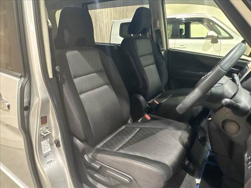 2020 NISSAN SERENA for sale - photo 9