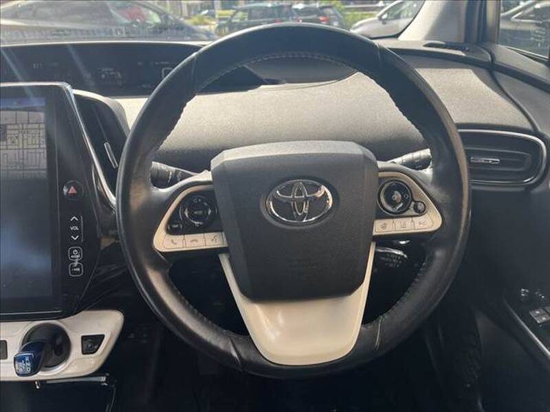 2017 TOYOTA PRIUS PHV for sale - photo 11