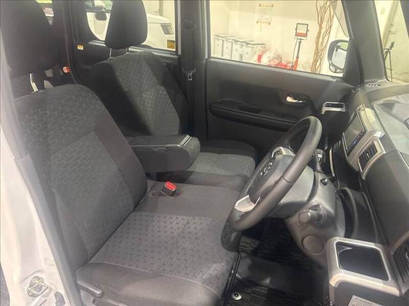 2021 DAIHATSU WAKE for sale - photo 9