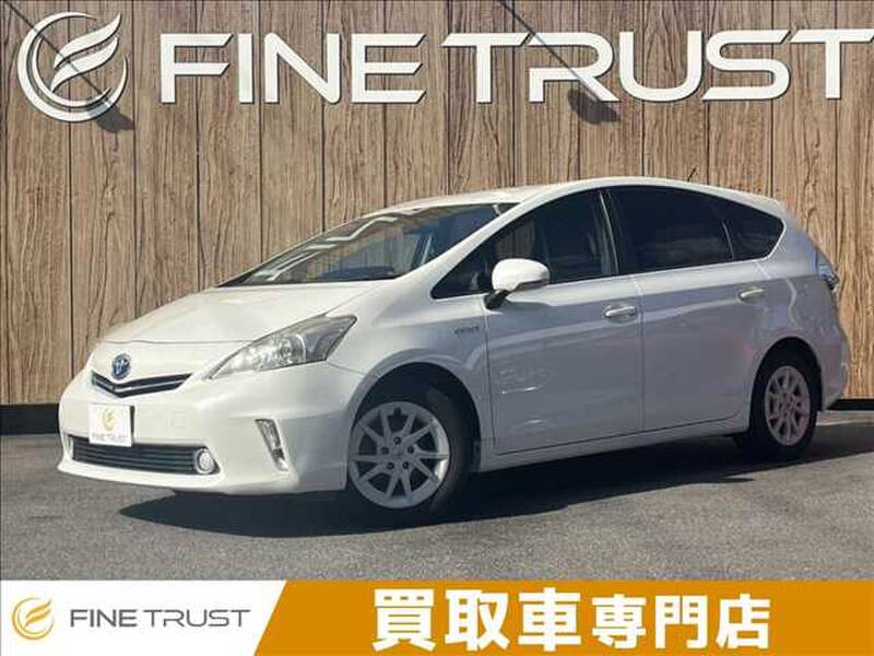 2011 TOYOTA PRIUS ALPHA for sale