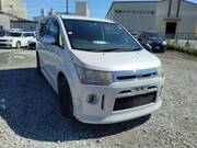 2011 MITSUBISHI DELICA D5