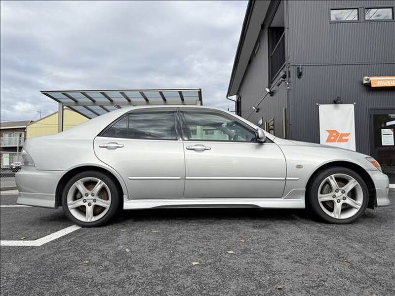 2001 TOYOTA ALTEZZA (LEXUS IS200) for sale - more photos