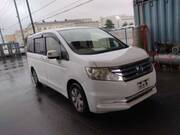 2013 HONDA STEPWAGON G