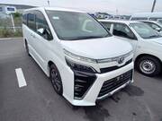2018 TOYOTA VOXY