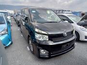 2012 TOYOTA VOXY