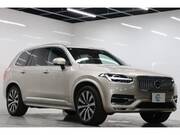 2022 VOLVO XC90