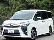2018 TOYOTA VOXY