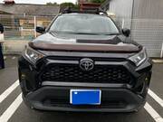 2020 TOYOTA RAV4 X