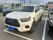 2022 TOYOTA HILUX