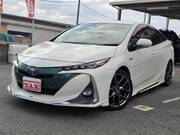 2017 TOYOTA PRIUS PHV